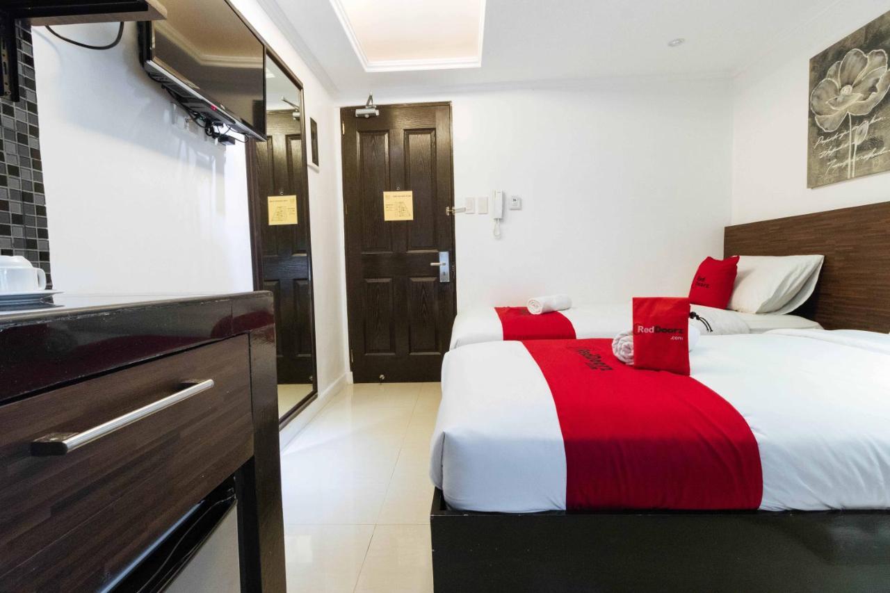 Reddoorz Plus @ Poblacion Makati Makati City Exterior photo